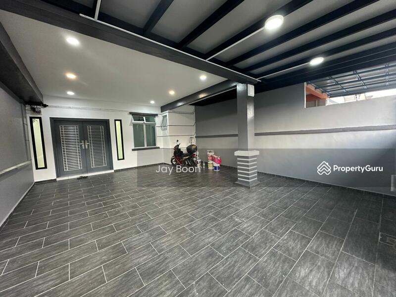 Mount Austin Mount Austin Mounts Austins, Jaya Putra JP Perdana 1