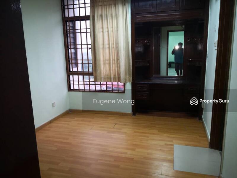 For Rent - Villa Putra