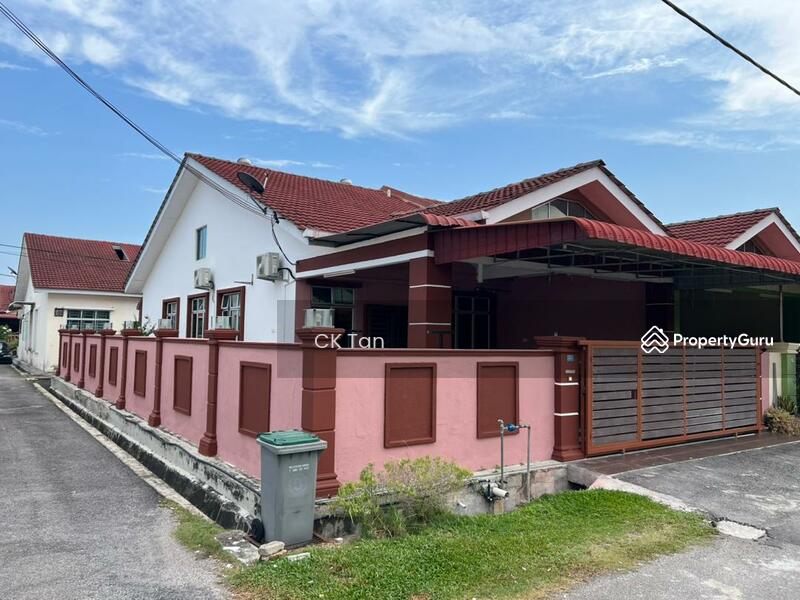 Depo 2200 CORNER 4 Bed 2 Bath 1TerraceAlor Gajah,Near Machap,Ayer