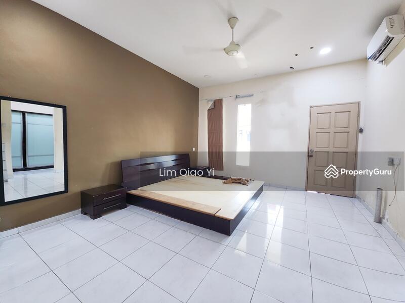 For Sale - Double Storey Terrace Taman Evergreen Height 83000 Batu Pahat Johor.