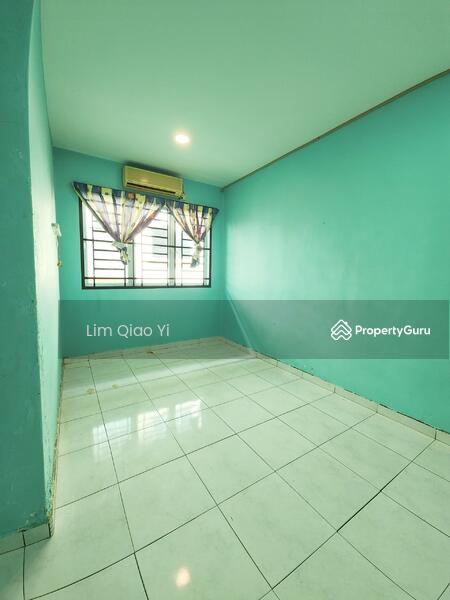 For Sale - Double Storey Terrace Taman Evergreen Height 83000 Batu Pahat Johor.