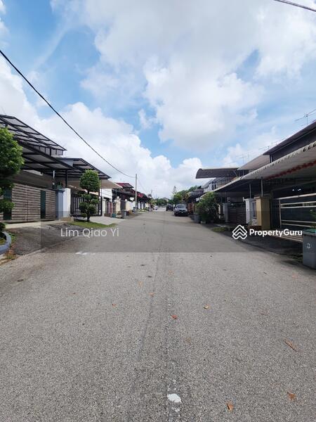 For Sale - Double Storey Terrace Taman Evergreen Height 83000 Batu Pahat Johor.