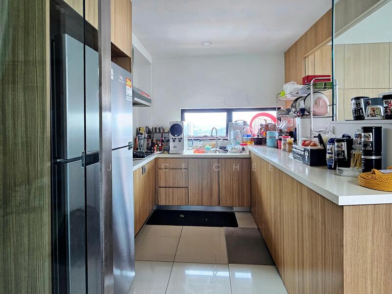 For Sale - The Leafz @ Dedaun