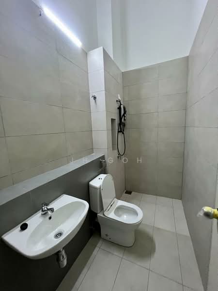 2-storey Terraced House for Rent in Telok Panglima Garang (Selangor) - JH Goh - Bathroom - PropertyGuru.com.my