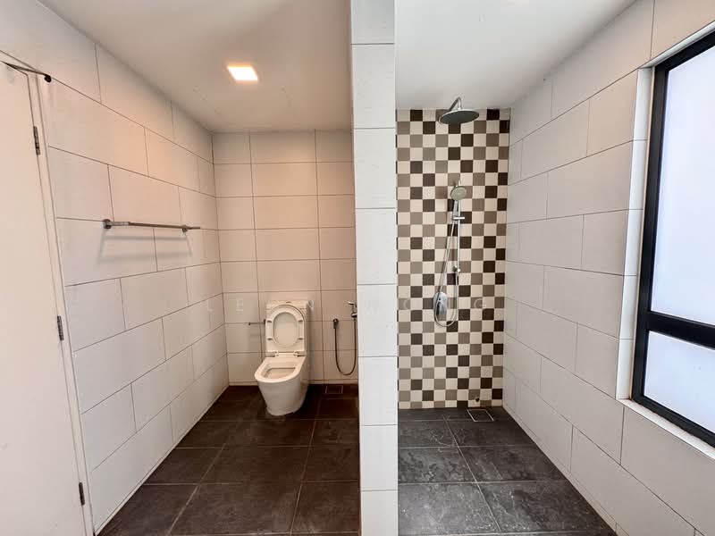 Terraced House for Sale in Tamansari (Rawang) - LEON WONG - Bathroom - PropertyGuru.com.my
