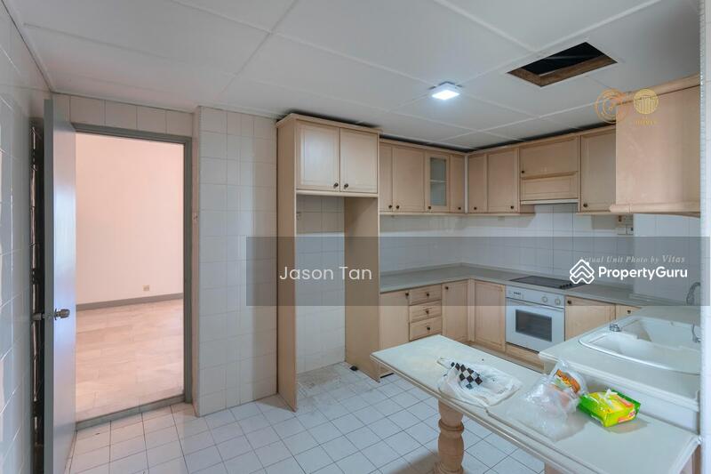 Untuk Dijual - Spring Summer Villa