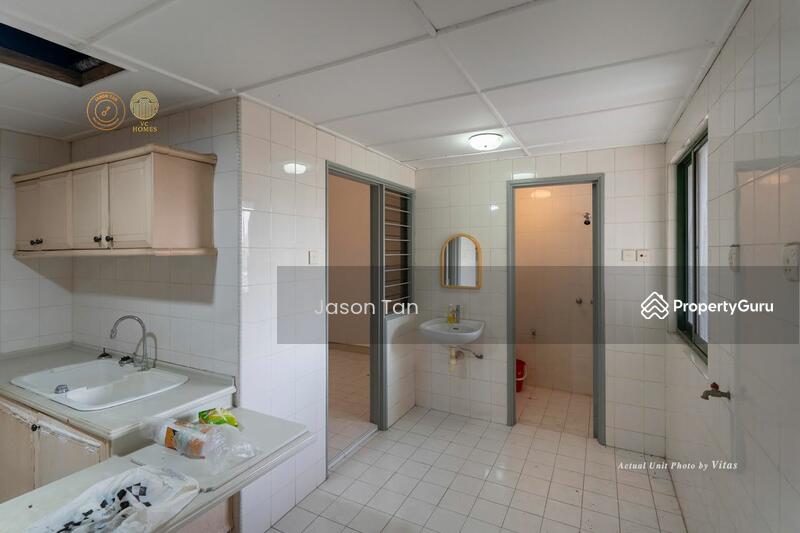 Untuk Dijual - Spring Summer Villa