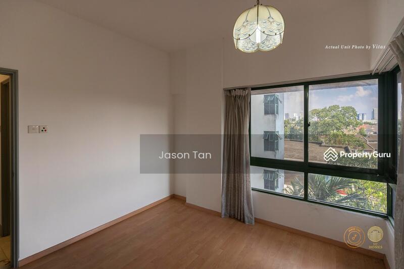 Untuk Dijual - Spring Summer Villa