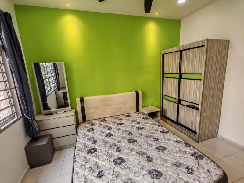 Pangsapuri untuk Disewa di Villa Krystal @ Bandar Selesa Jaya - Nick Tay - Bedroom - PropertyGuru.com.my