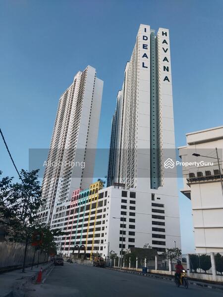 Havana Beach Residences - Building Outlook / Facade