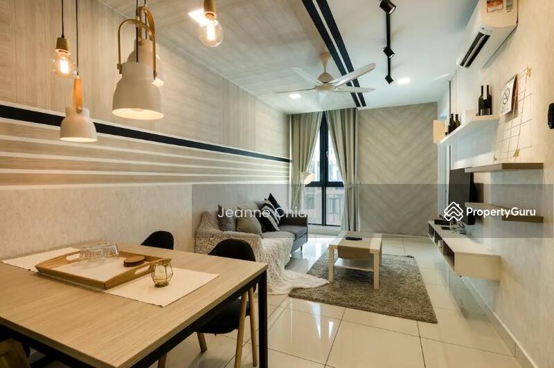 Lakefront Homes, Lot 108634, Persiaran Sepang, Cyberjaya, Selangor, 3