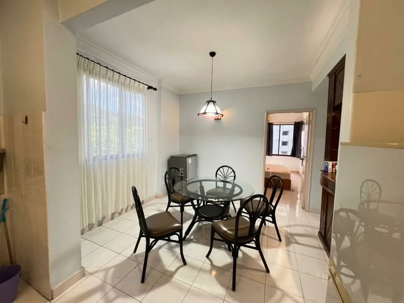 Condominium for Rent at Marina Bay Condominium - Quvee Ooi - Dining Room - PropertyGuru.com.my