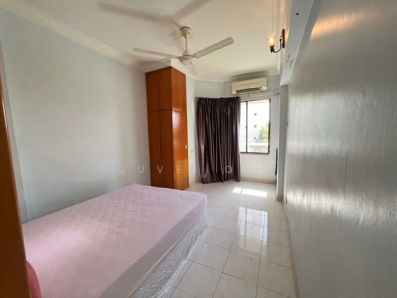 Condominium for Rent at Marina Bay Condominium - Quvee Ooi - Bedroom - PropertyGuru.com.my