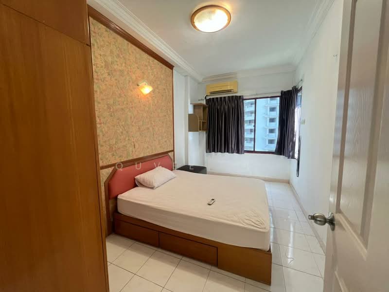 Condominium for Rent at Marina Bay Condominium - Quvee Ooi - Bedroom - PropertyGuru.com.my