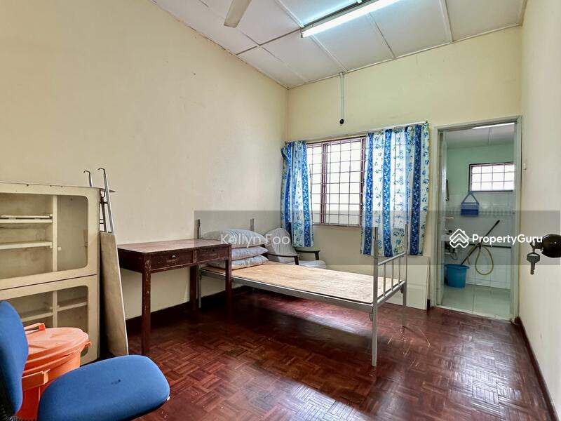 2-storey Terraced House for Sale in Taman Cheng Perdana (Cheng) - Kellyn Foo - PropertyGuru.com.my