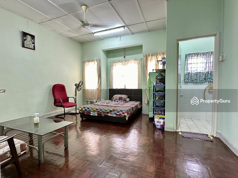 2-storey Terraced House for Sale in Taman Cheng Perdana (Cheng) - Kellyn Foo - PropertyGuru.com.my