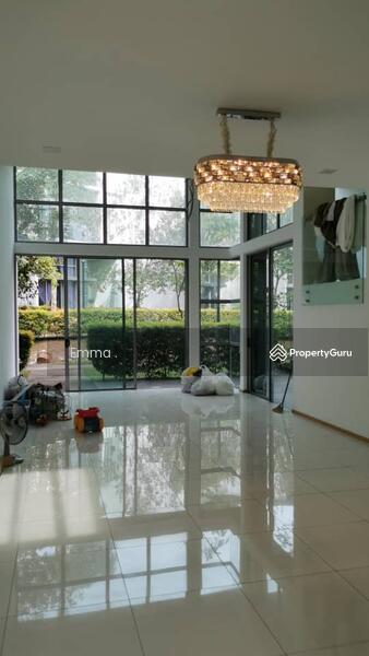 Untuk Disewa - Schubert, Symphony Hills