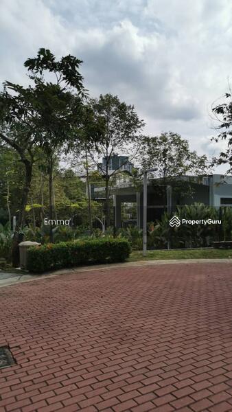 Untuk Disewa - Schubert, Symphony Hills