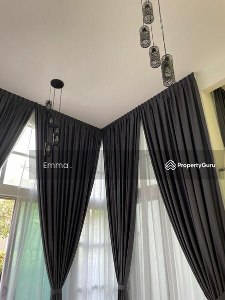 Untuk Disewa - Schubert, Symphony Hills