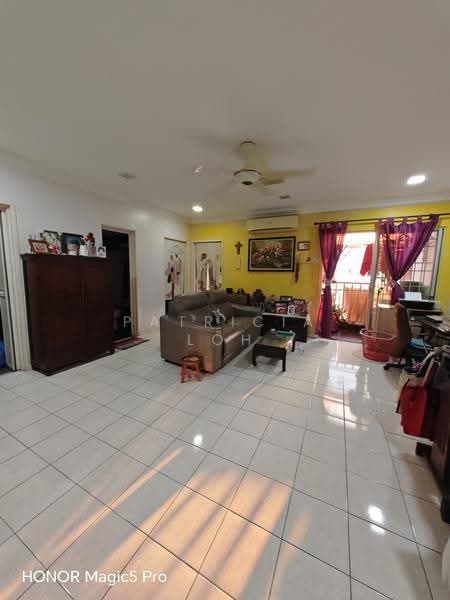 Apartment for Sale at Bayu Puteri - Patricia Loh - Living Room - PropertyGuru.com.my