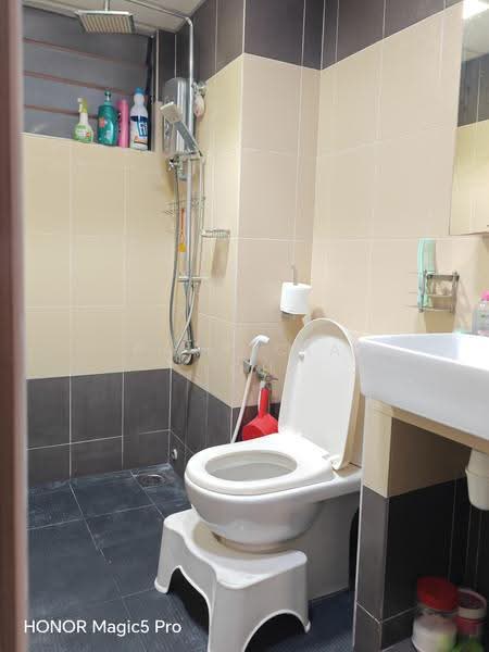 Apartment for Sale at Bayu Puteri - Patricia Loh - Bathroom - PropertyGuru.com.my
