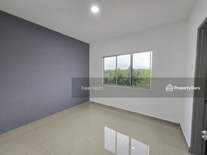 For Sale - Sri Putri Sris Putris