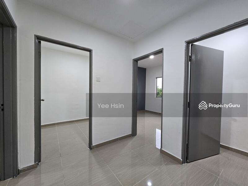 For Sale - Sri Putri Sris Putris