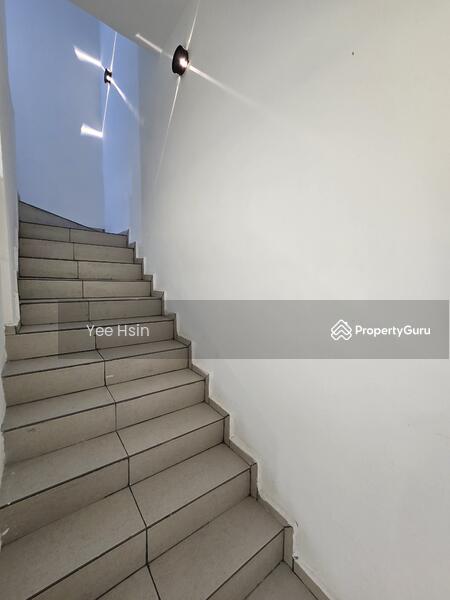 For Sale - Sri Putri Sris Putris