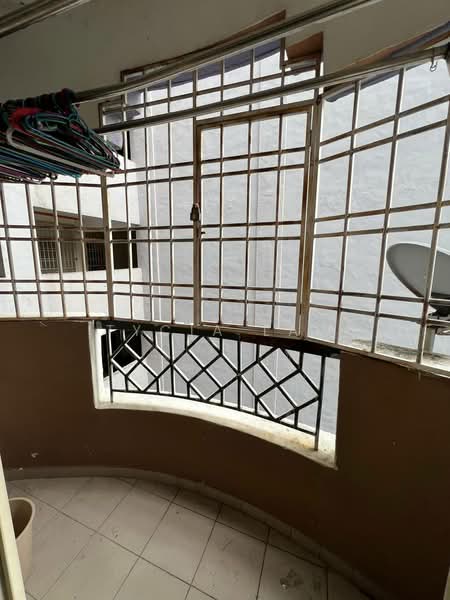 Apartment for Sale at Bayu Puteri 2 - Tycia Law - PropertyGuru.com.my