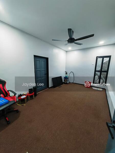 For Sale - [FULL LOAN] 1.5STY Elegant Fully Reno Sri Muda Seksyen 25 Shah Alam