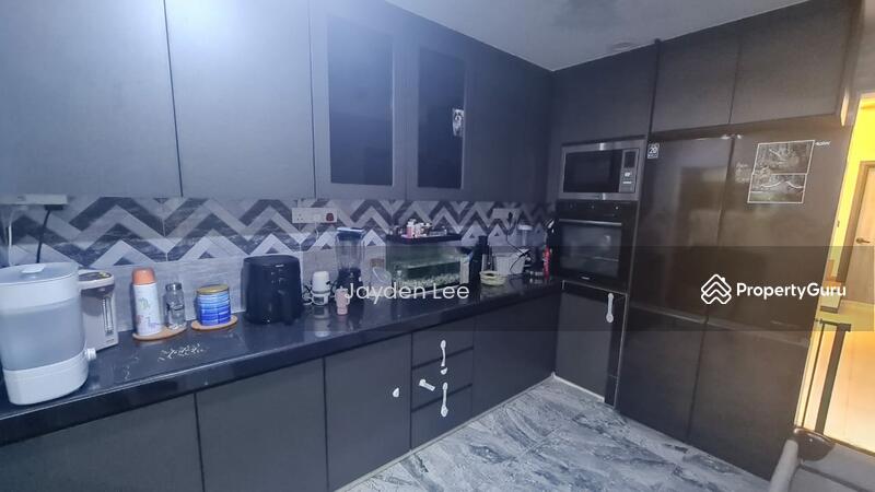 For Sale - [FULL LOAN] 1.5STY Elegant Fully Reno Sri Muda Seksyen 25 Shah Alam