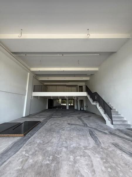 Gudang untuk Disewa di Taman Sains Selangor (Kota Damansara) - Pui Ling Lee - Entrance - PropertyGuru.com.my