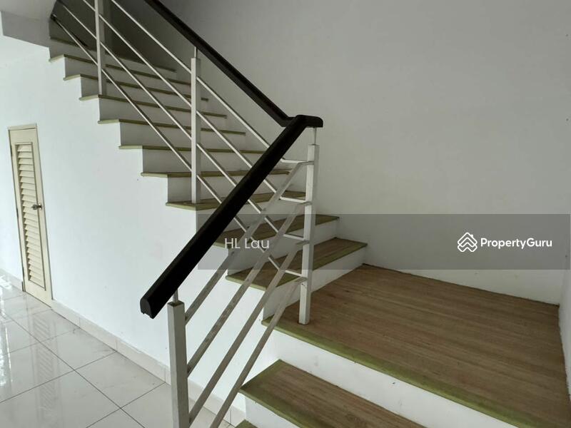 3-storey Terraced House for Sale in Bandar Rinching (Semenyih) - HL Lau - PropertyGuru.com.my