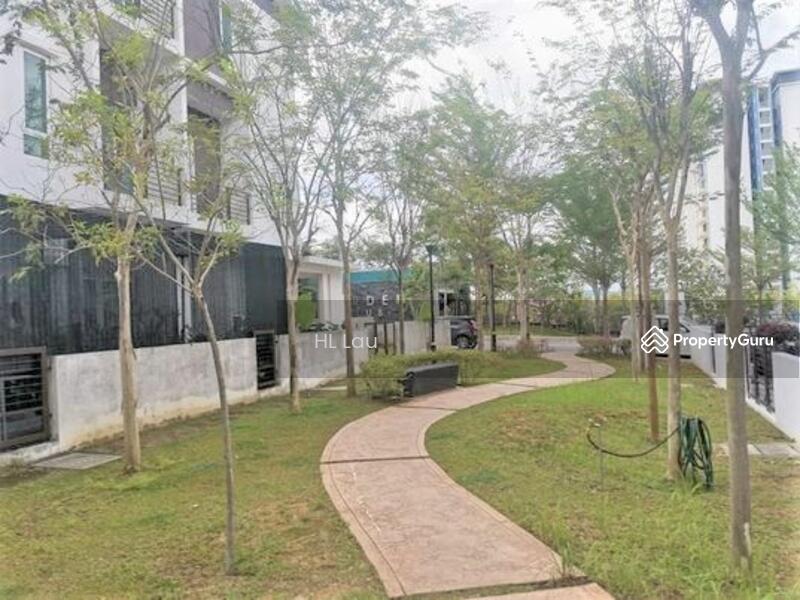 3-storey Terraced House for Sale in Bandar Rinching (Semenyih) - HL Lau - PropertyGuru.com.my