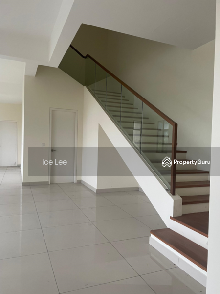 For Sale - Villa 22,Bukit Rimau ,Kota Kemuning,Shah alam Semi