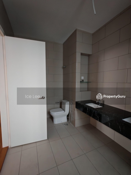 For Sale - Villa 22,Bukit Rimau ,Kota Kemuning,Shah alam Semi