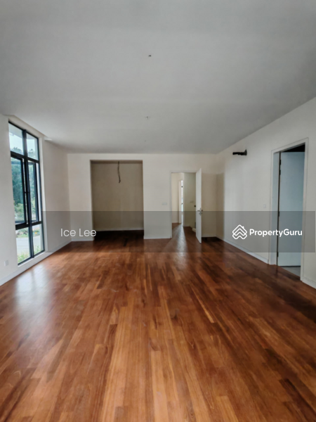 For Sale - Villa 22,Bukit Rimau ,Kota Kemuning,Shah alam Semi