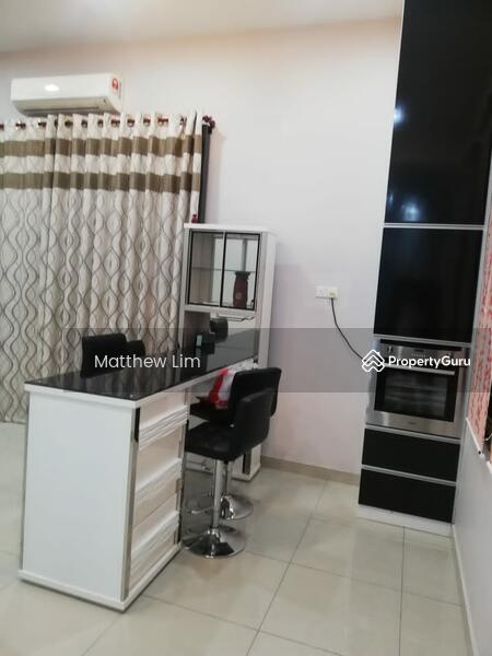 For Sale - Legasi 2 Kota Bayuemas Semi D Renovated Gated