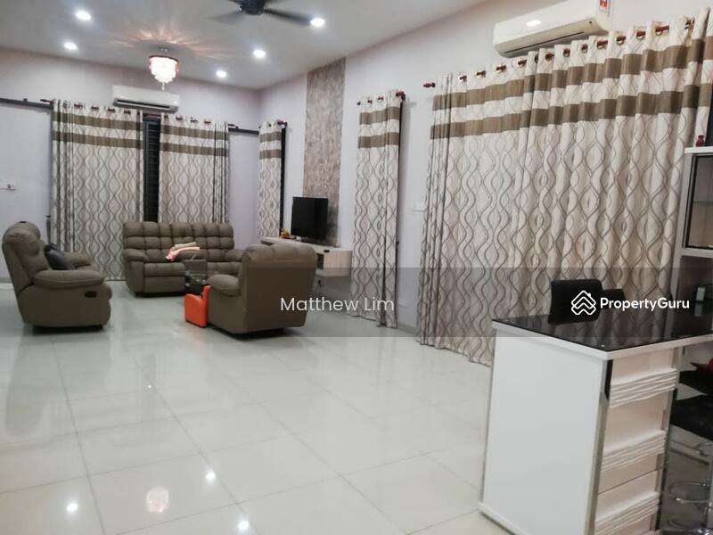 For Sale - Legasi 2 Kota Bayuemas Semi D Renovated Gated