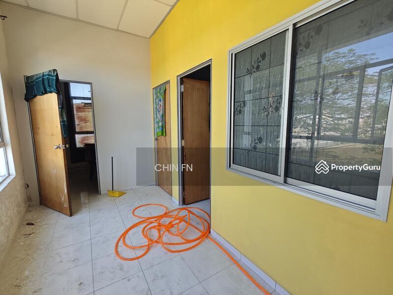 Untuk Dijual - Below Value 4% Freehold Face Main Road Paya Rumput Perdana Cheng