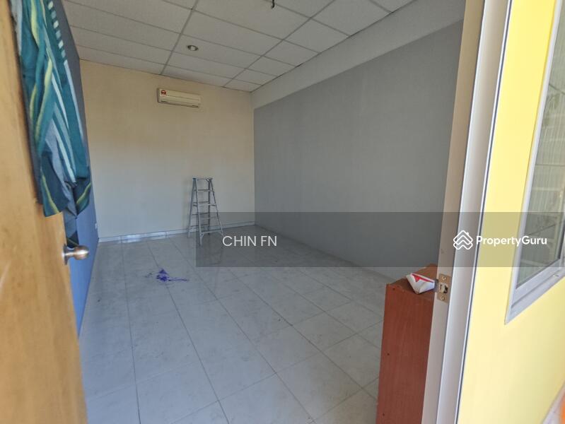 Untuk Dijual - Below Value 4% Freehold Face Main Road Paya Rumput Perdana Cheng