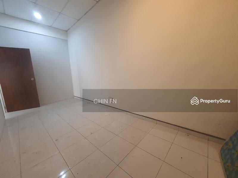 Untuk Dijual - Below Value 4% Freehold Face Main Road Paya Rumput Perdana Cheng