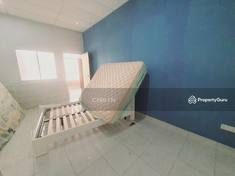 Untuk Dijual - Below Value 4% Freehold Face Main Road Paya Rumput Perdana Cheng