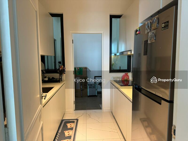 For Sale - Cubic Botanical