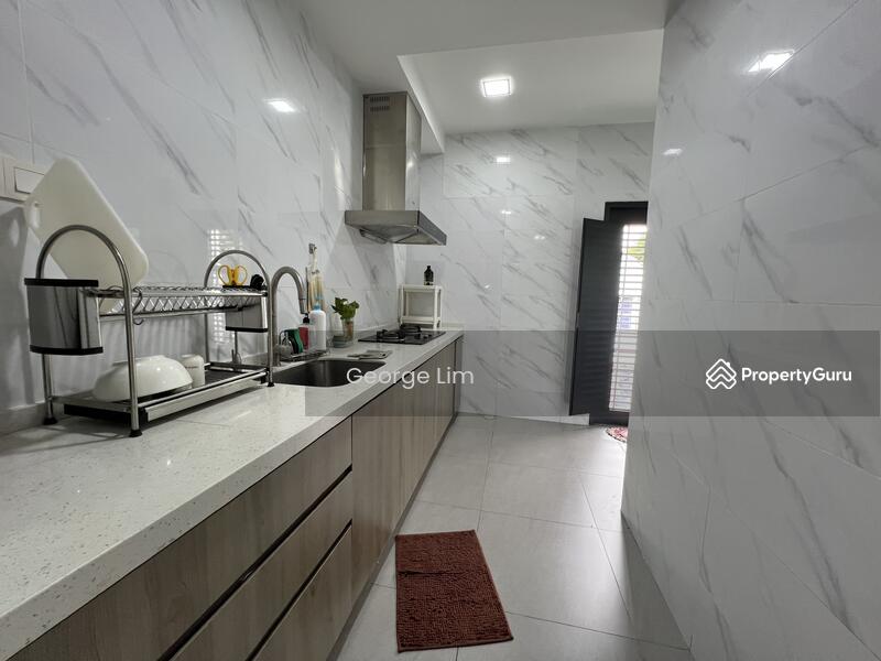 2.5-storey Terraced House for Sale in Taman Bukit Serdang (Seri Kembangan) - Sean Hui - PropertyGuru.com.my