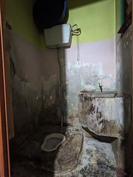 1-storey Terraced House for Sale in Taman Setia Jaya (Sungai Besar) - Jik Wafa - PropertyGuru.com.my