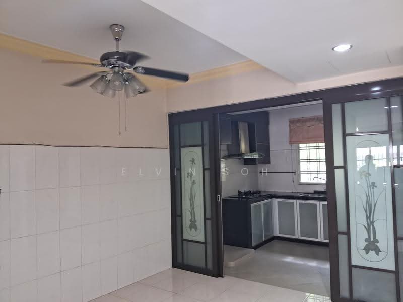 Rumah Teres 2-Tingkat untuk Disewa di Kota Emerald (Rawang) - Elvin Soh - Kitchen - PropertyGuru.com.my