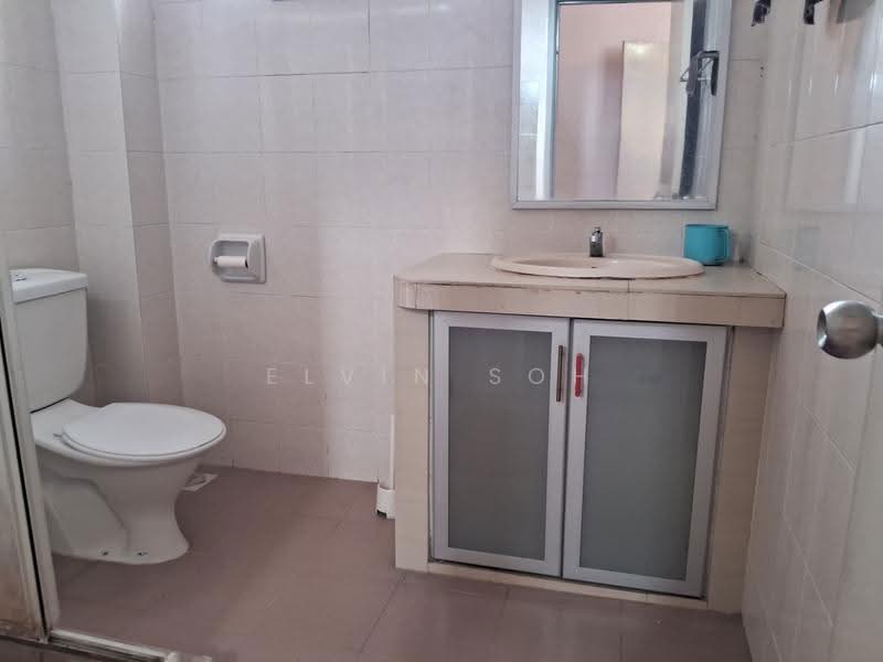 Rumah Teres 2-Tingkat untuk Disewa di Kota Emerald (Rawang) - Elvin Soh - Bathroom - PropertyGuru.com.my