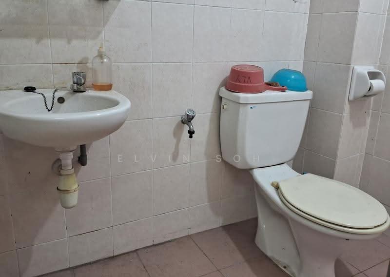 Rumah Teres 2-Tingkat untuk Disewa di Kota Emerald (Rawang) - Elvin Soh - Bathroom - PropertyGuru.com.my