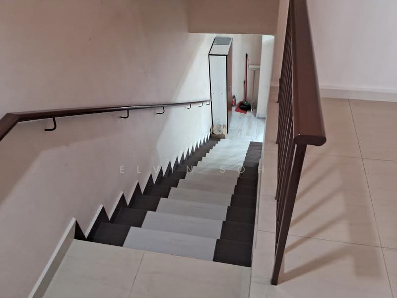 Rumah Teres 2-Tingkat untuk Disewa di Kota Emerald (Rawang) - Elvin Soh - Corridor - PropertyGuru.com.my